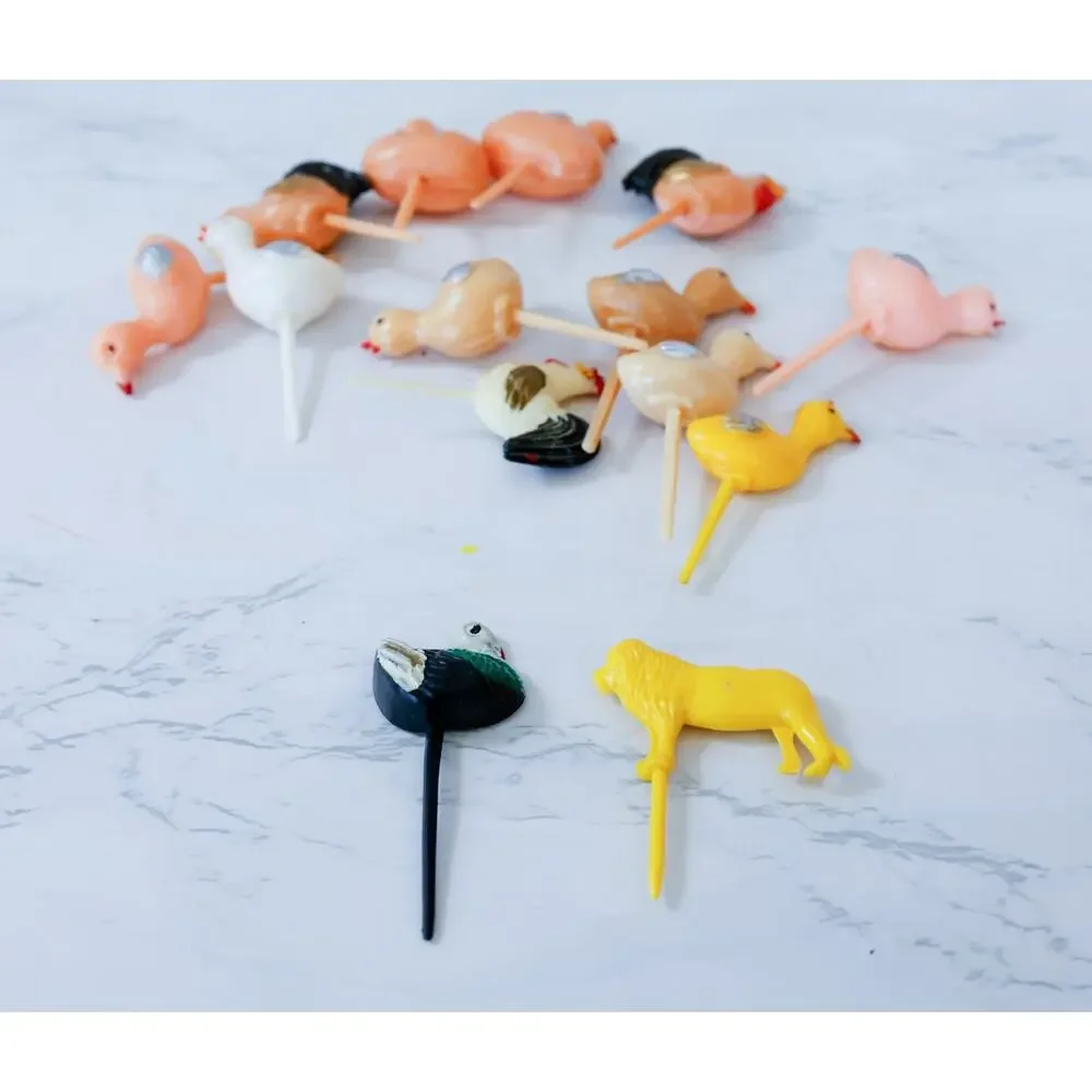 VTG Set of 12 Chicken Hen Cake Toppers Retro MCM Farm Easter Cupcake Picks Decor